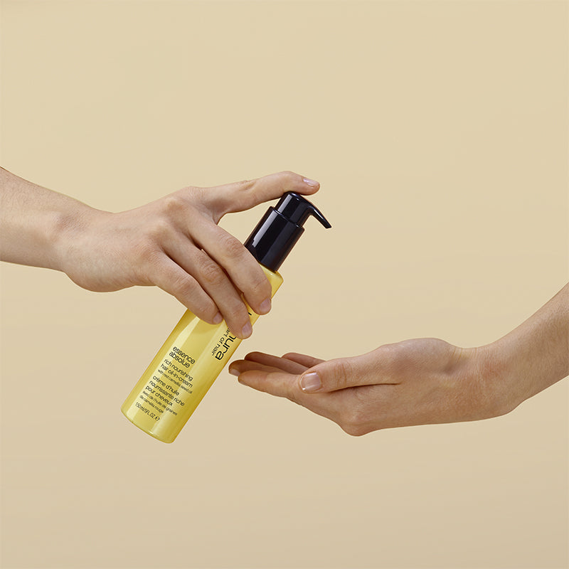 Essence Absolue Nourishing Oil-In-Cream 150 ml
